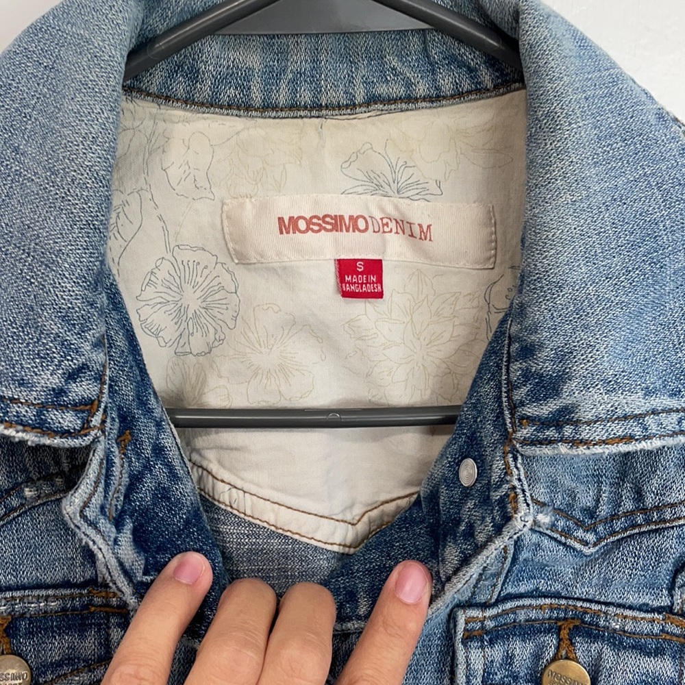 Mossimo jean jacket - Picture 2 of 8
